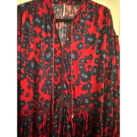 Free People Women's Red Floral Love Letter Oversized Tunic Blouse Size Small - Picture 4 of 11